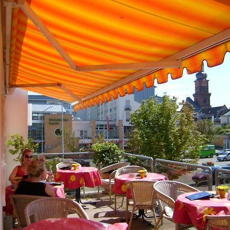 Stadtcafe Pension Grünstadt エクステリア 写真