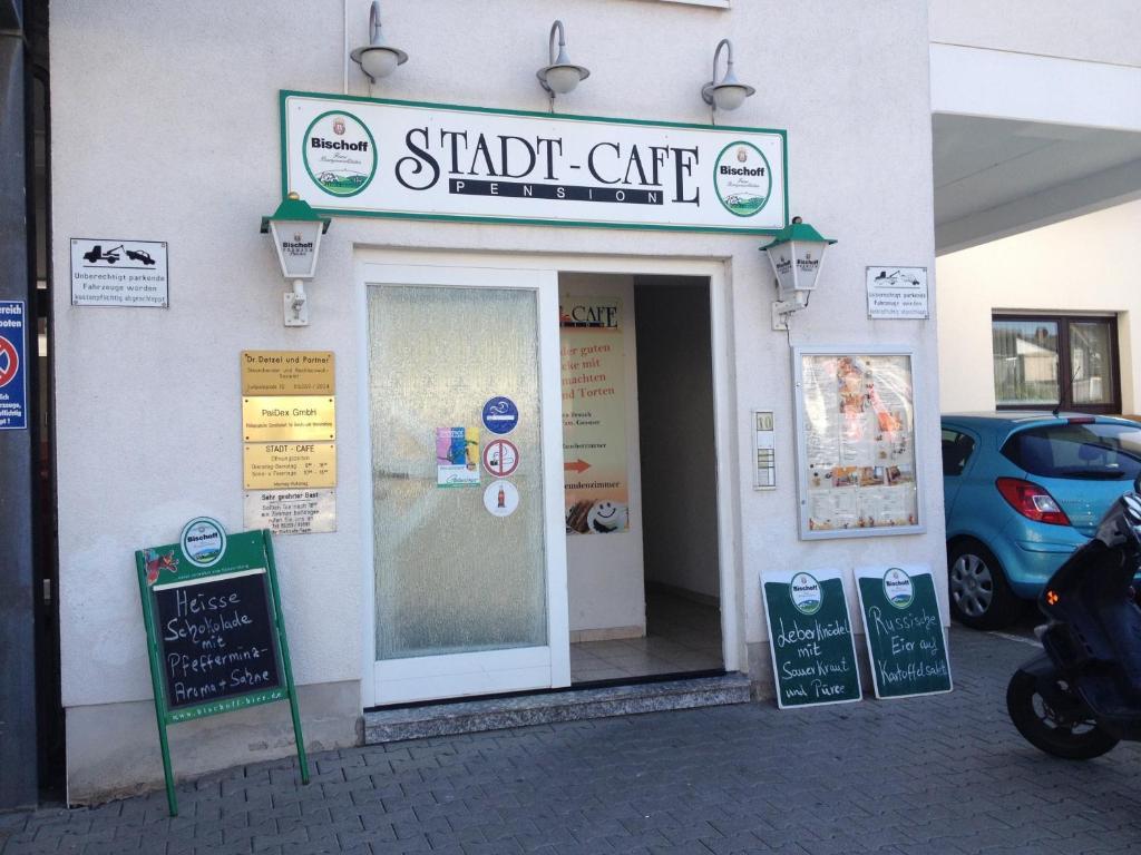 Stadtcafe Pension Grünstadt エクステリア 写真